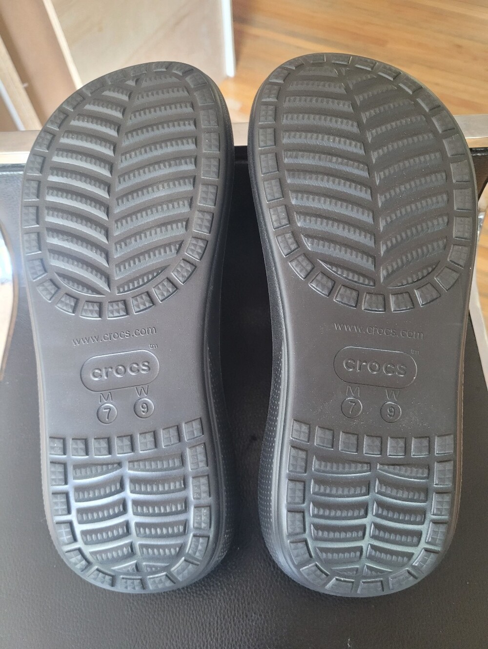 NWOT Crocs Classic Crush Platform Sandals,Black,Women's 9 - Picture 6 of 12